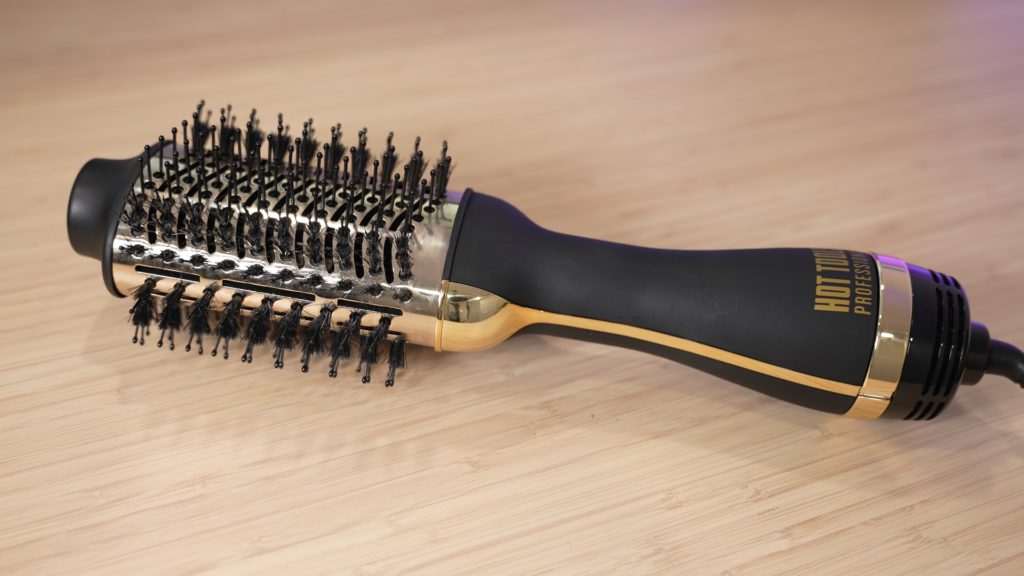 Hot Tools One Step Pro Blowout Styler (Full Review) - GroomReviews